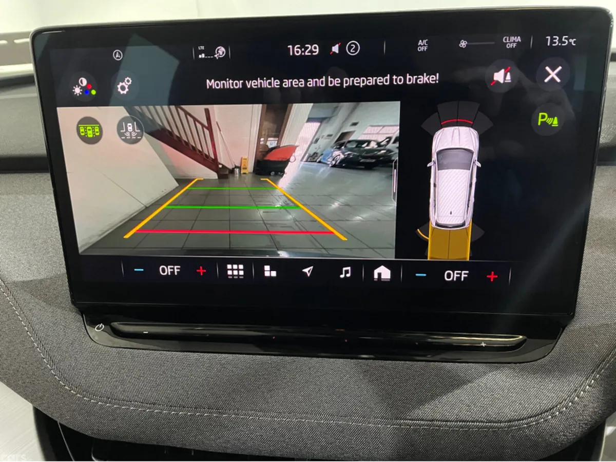 Skoda Enyaq SUV, Electric, 2024, Grey