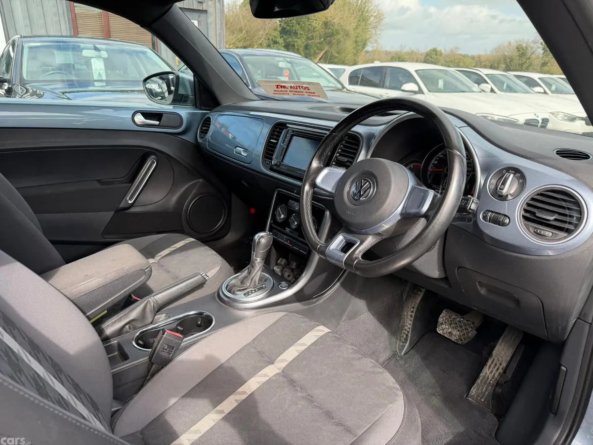 Volkswagen Beetle Coupe, Petrol, 2017, Blue