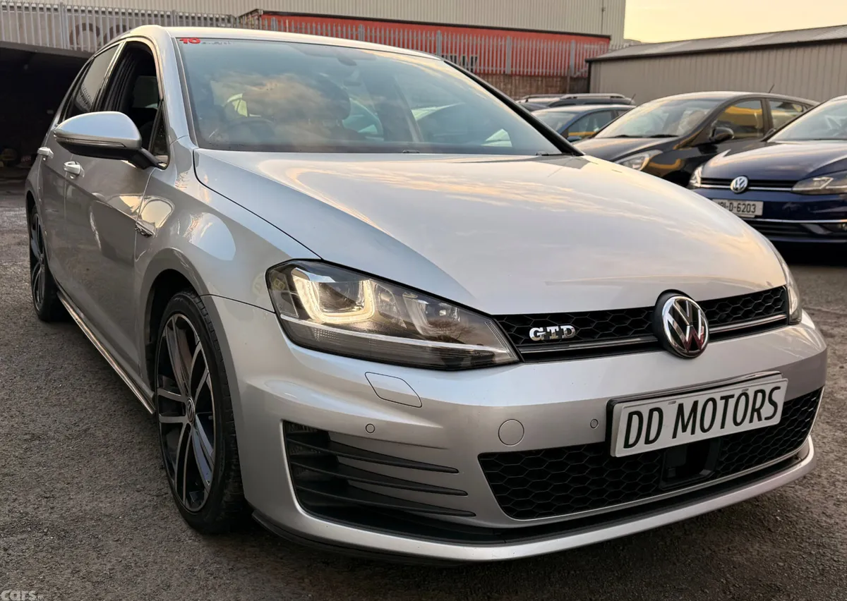 Volkswagen Golf Hatchback, Diesel, 2016, Silver