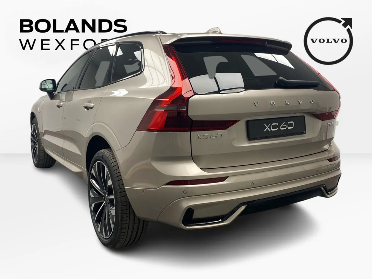 Volvo XC60 Hatchback, Petrol Plug-in Hybrid, 2027, 