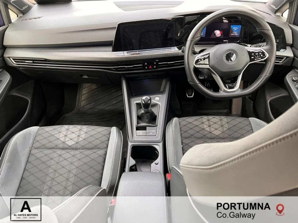 Volkswagen Golf Hatchback, Petrol, 2022, Blue