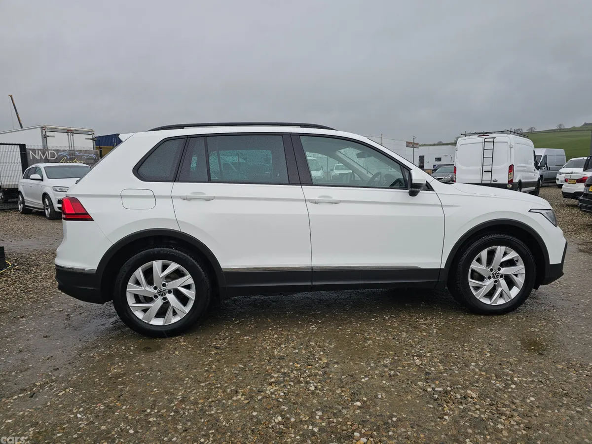 Volkswagen Tiguan SUV, Diesel, 2023, White