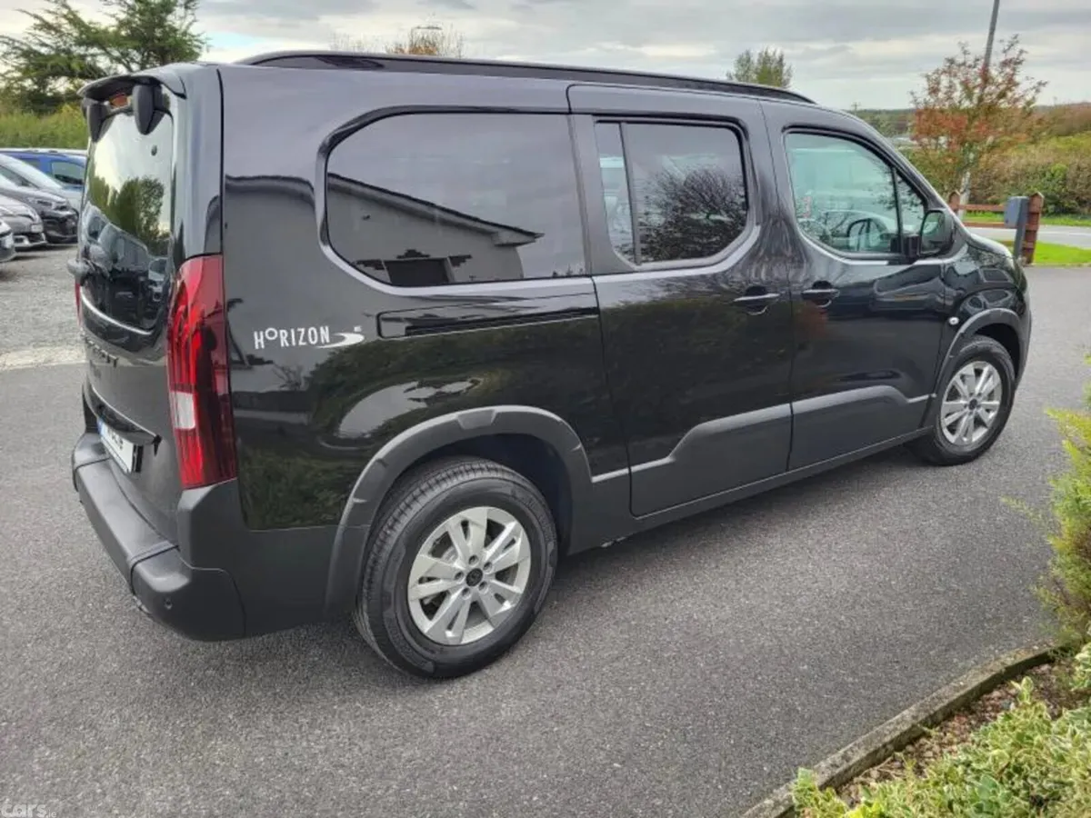 Peugeot Rifter MPV, Diesel, 2026, Black