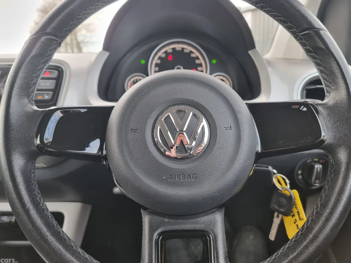 Volkswagen up! Hatchback, Petrol, 2013, White