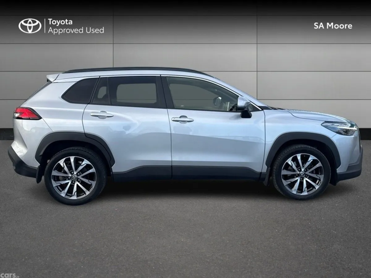 Toyota Corolla Cross Hatchback, Petrol Hybrid, 2025, Silver