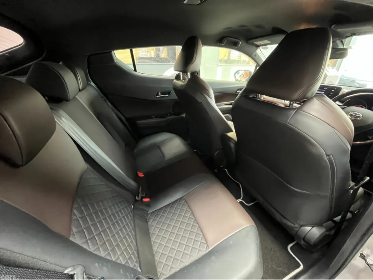 Toyota C-HR SUV, Petrol, 2018, Silver