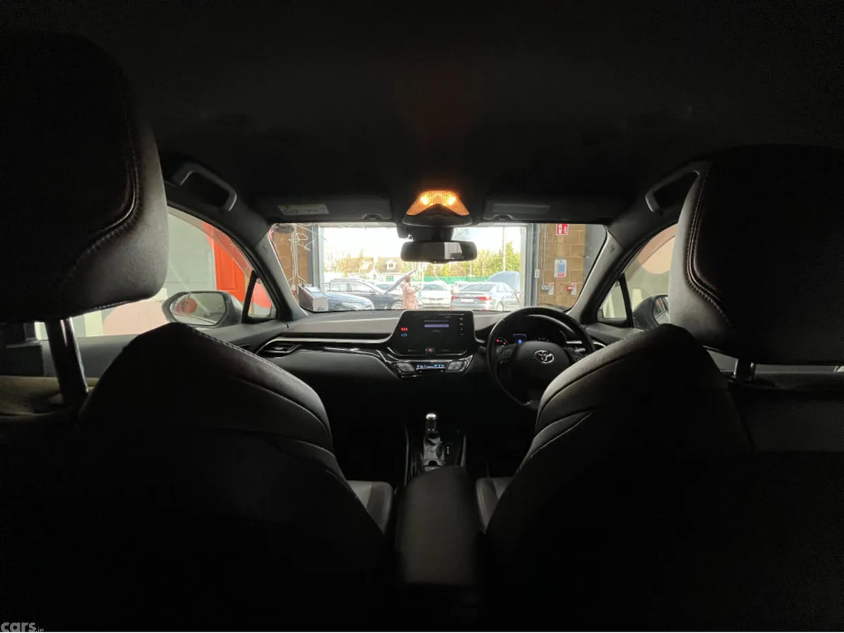Toyota C-HR SUV, Petrol, 2018, Silver