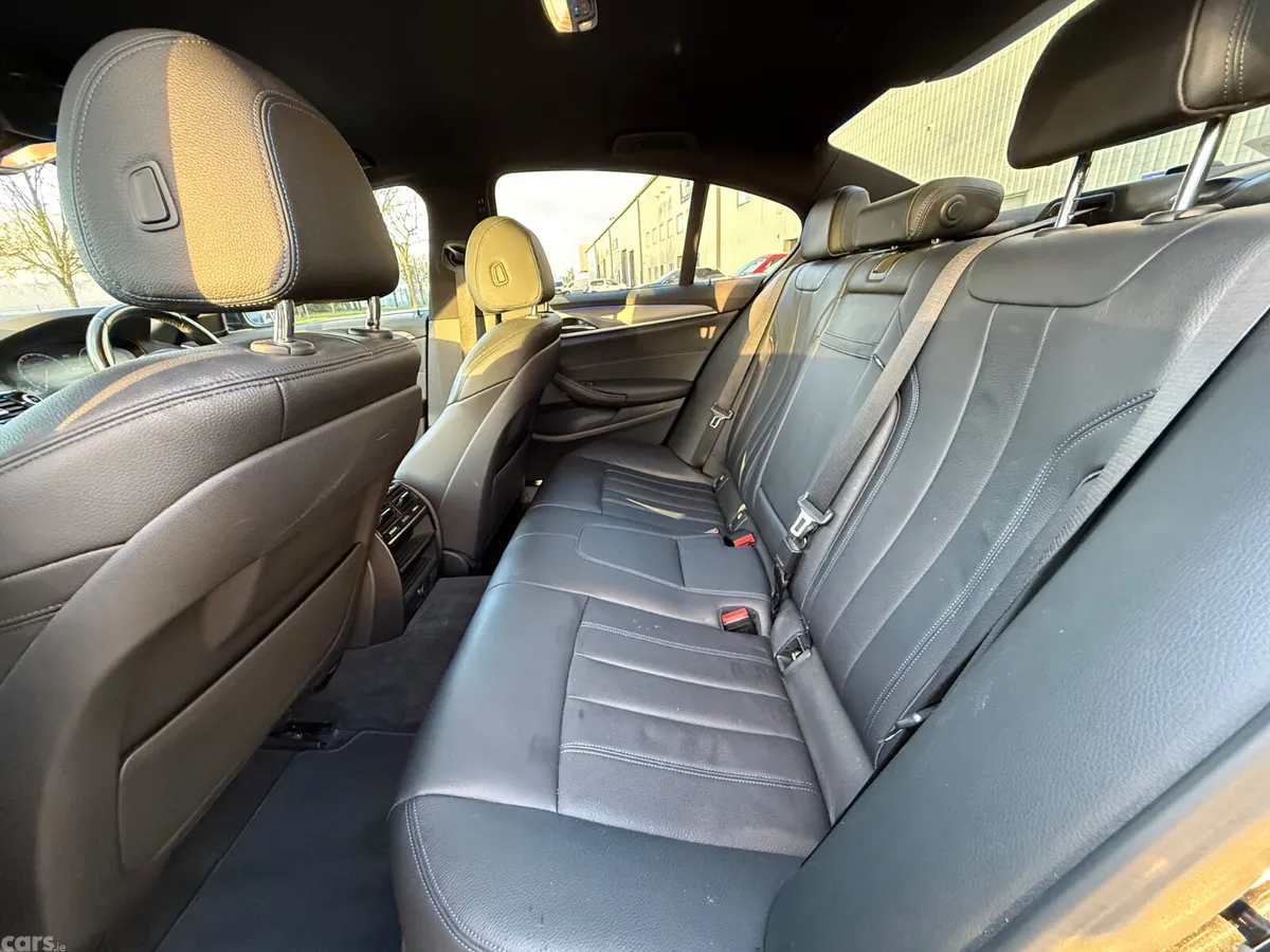 BMW 5-Series Saloon, Petrol Plug-in Hybrid, 2018, Black