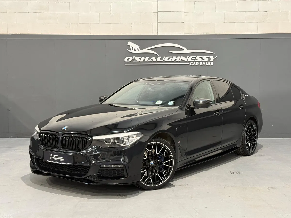 BMW 5-Series Saloon, Petrol Plug-in Hybrid, 2018, Black