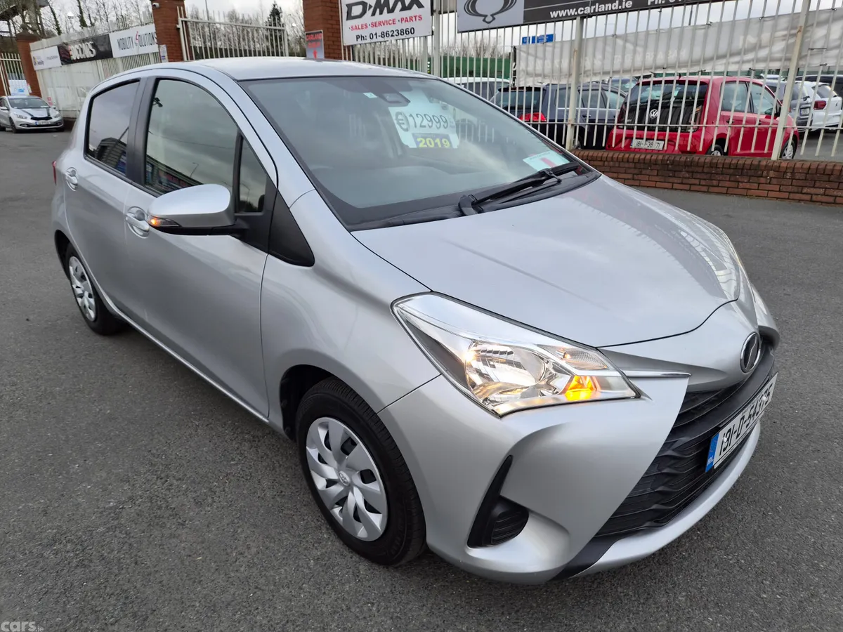 Toyota Vitz Hatchback, Petrol, 2019, Silver