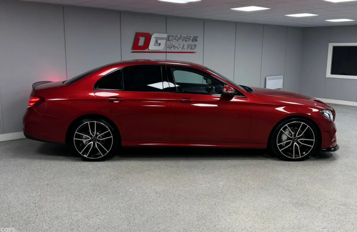 Mercedes-Benz E-Class Saloon, Diesel, 2017, Red