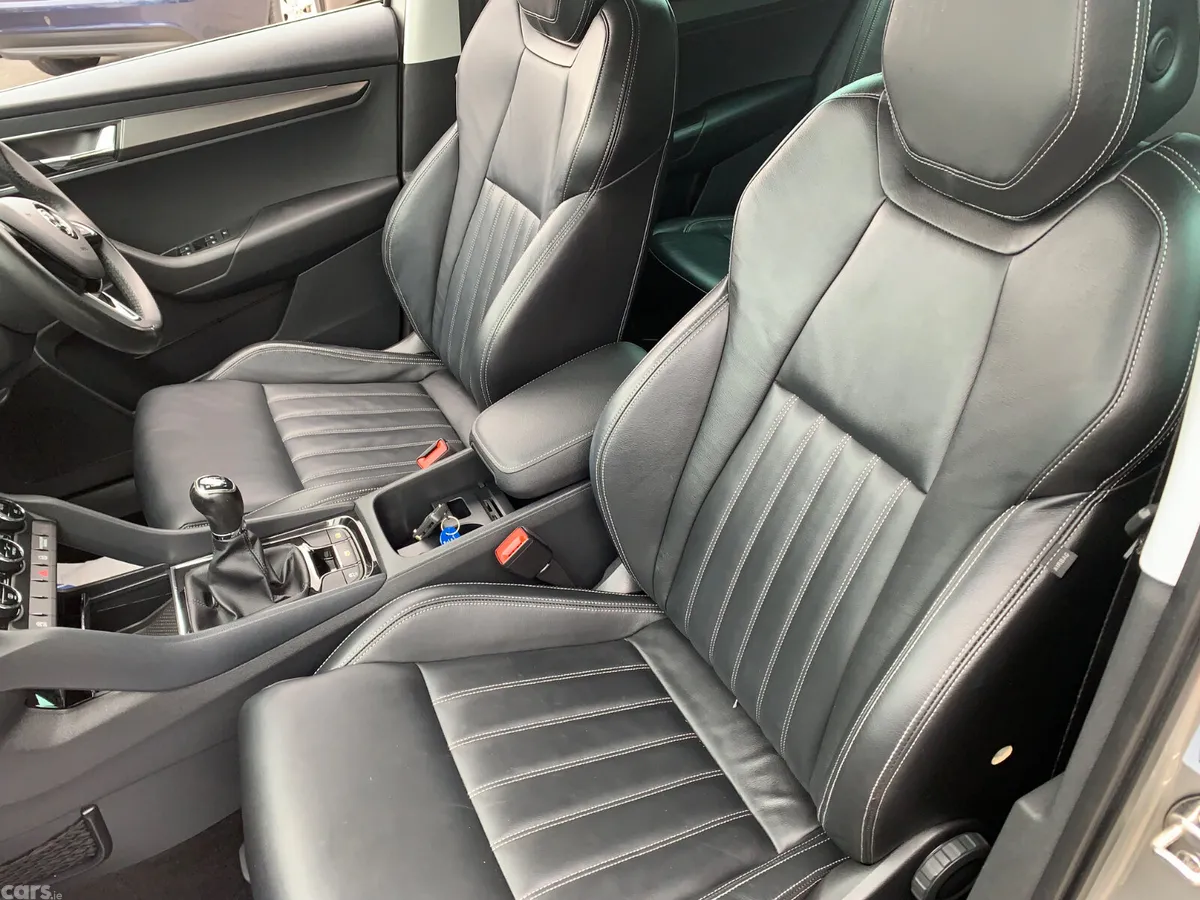 Skoda Karoq Estate/Jeep, Diesel, 2018, Grey