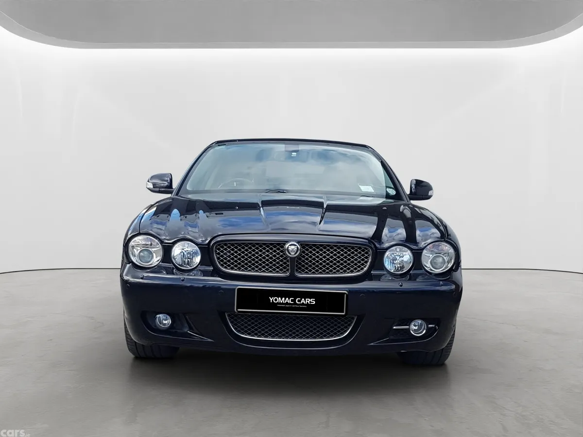 Jaguar XJ Saloon, Diesel, 2008, Black