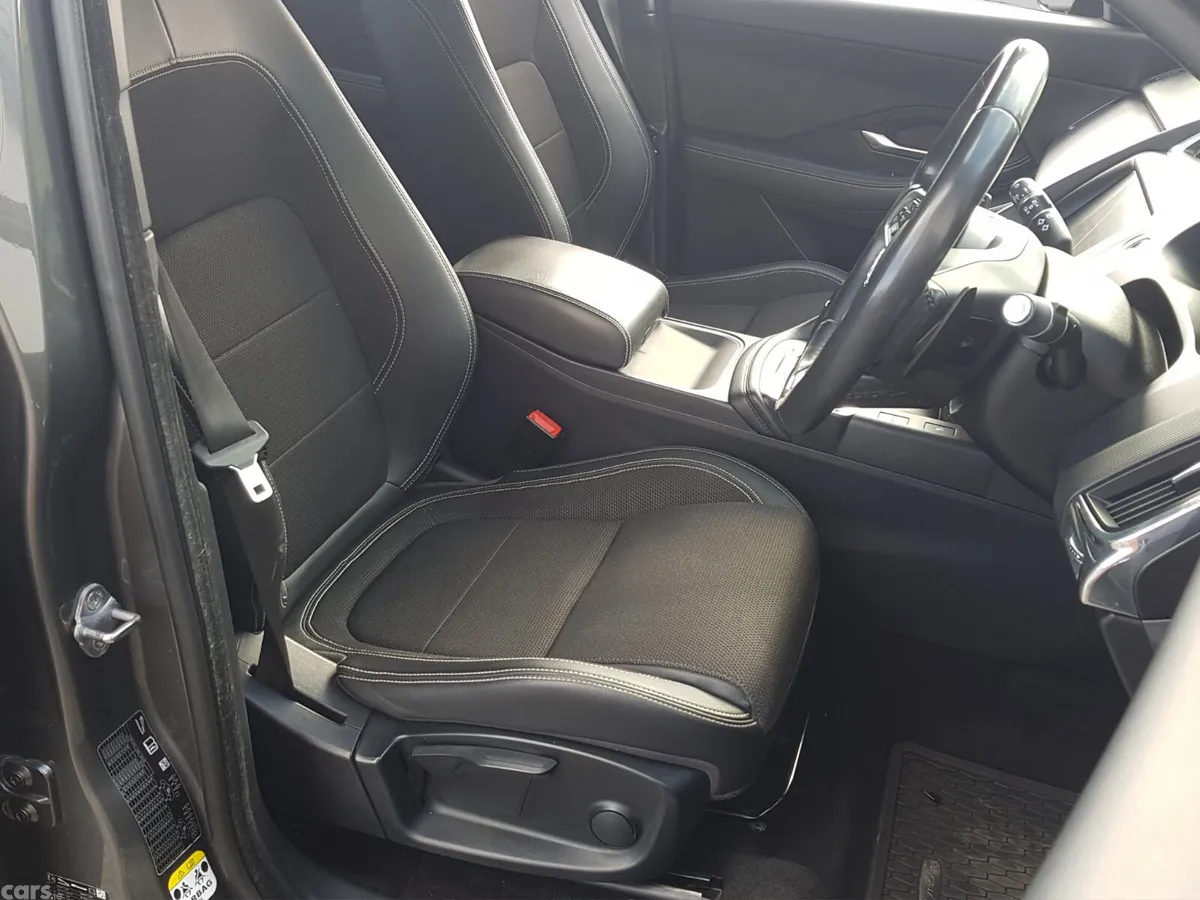 Jaguar E-Pace Estate/Jeep, Diesel, 2018, Grey