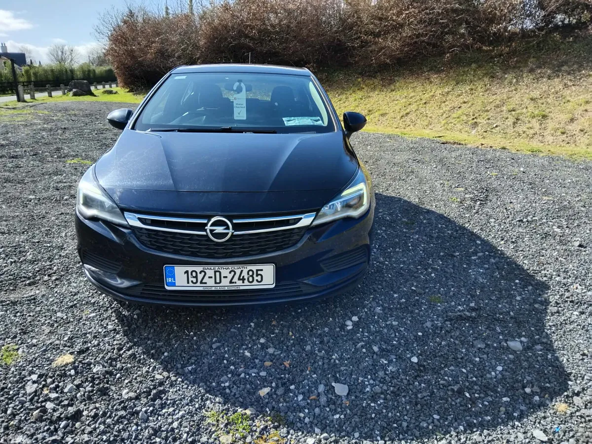 Opel Astra Hatchback, Petrol, 2019, Blue