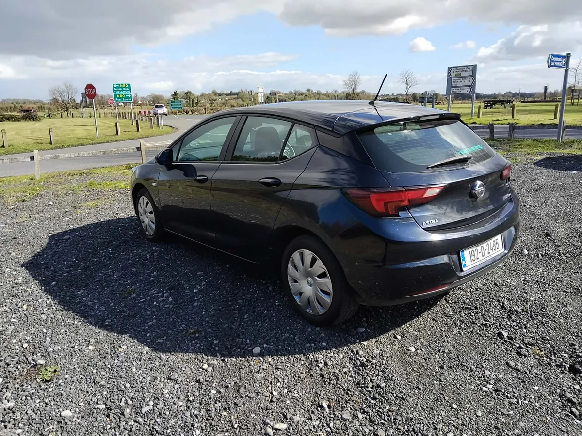 Opel Astra Hatchback, Petrol, 2019, Blue
