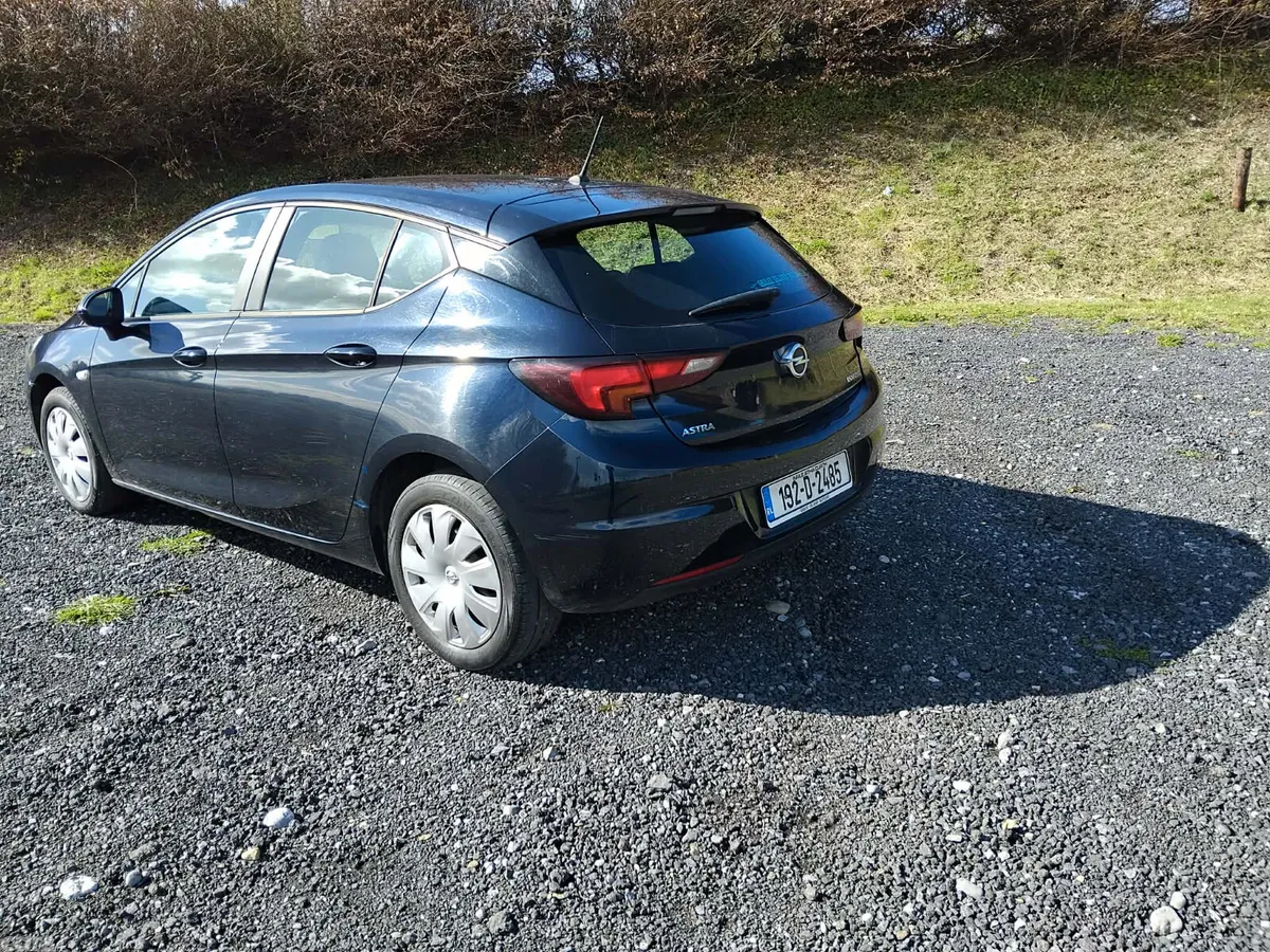 Opel Astra Hatchback, Petrol, 2019, Blue