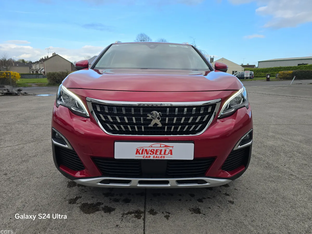 Peugeot 3008 MPV, Diesel, 2019, Red