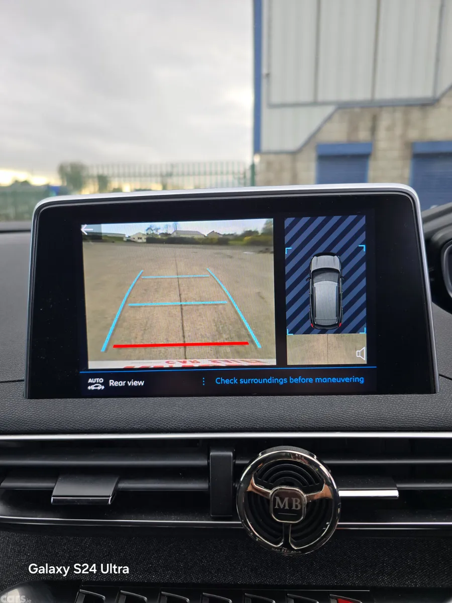 Peugeot 3008 MPV, Diesel, 2019, Red