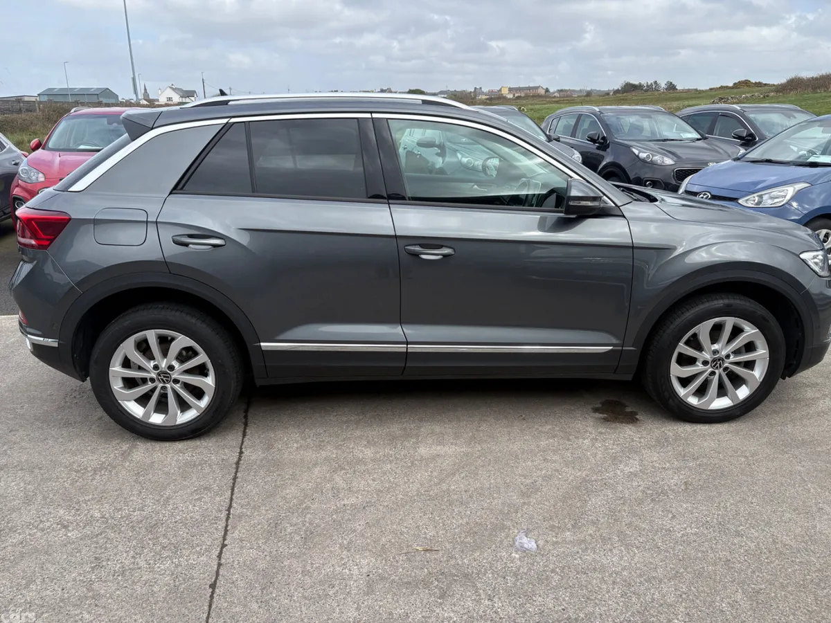 Volkswagen T-Roc SUV, Petrol, 2023, Grey