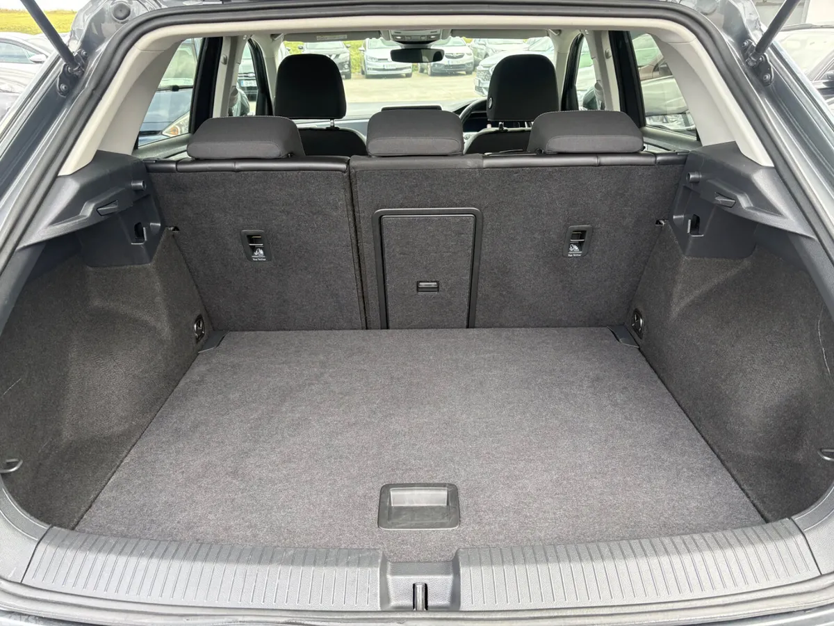 Volkswagen T-Roc SUV, Petrol, 2023, Grey