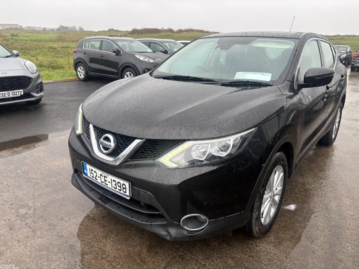 Nissan Qashqai Hatchback, Diesel, 2015, Black
