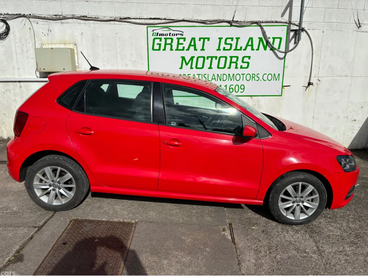 Volkswagen Polo Hatchback, Petrol, 2016, Red