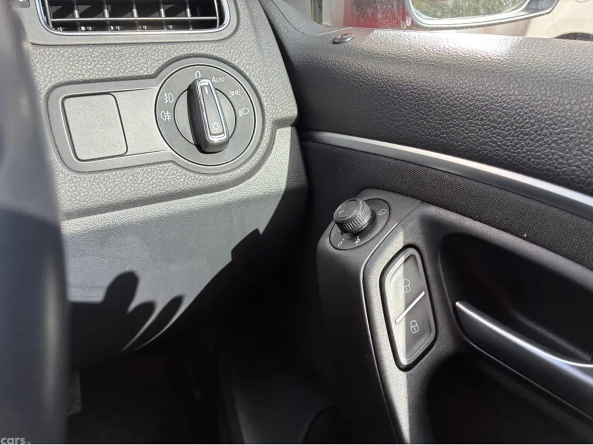 Volkswagen Polo Hatchback, Petrol, 2016, Red