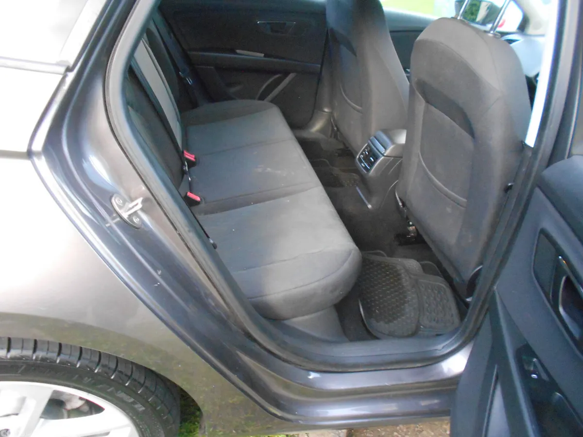 SEAT Leon Estate, Diesel, 2015, Grey
