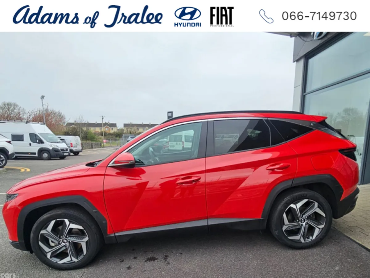 Hyundai Tucson MPV, Petrol Hybrid, 2024, Red