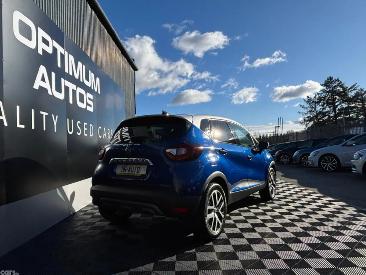 Renault Captur Hatchback, Petrol, 2019, Blue