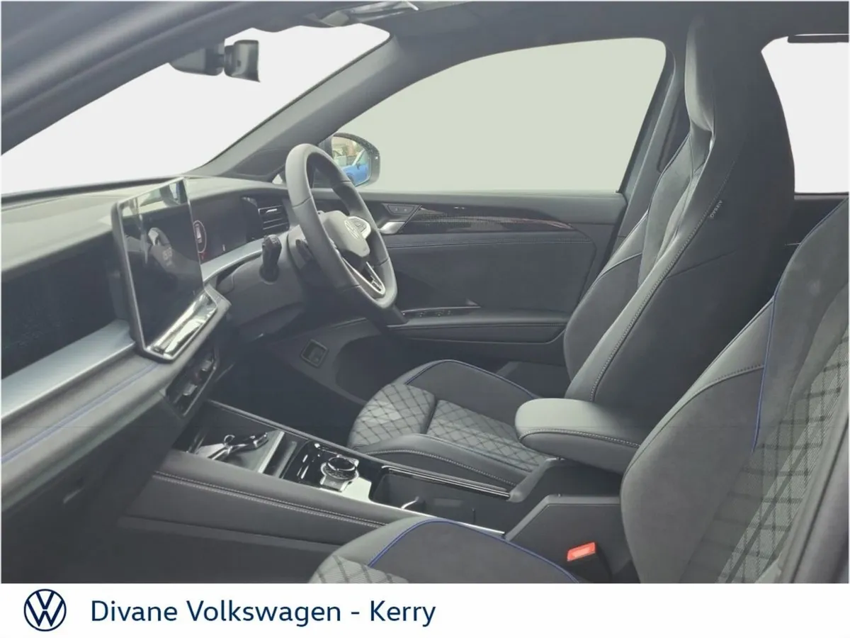 Volkswagen Tayron Hatchback, Petrol Plug-in Hybrid, 2027, Grey