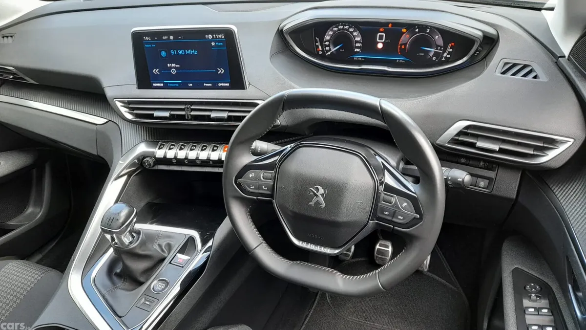 Peugeot 3008 MPV, Diesel, 2023, Grey