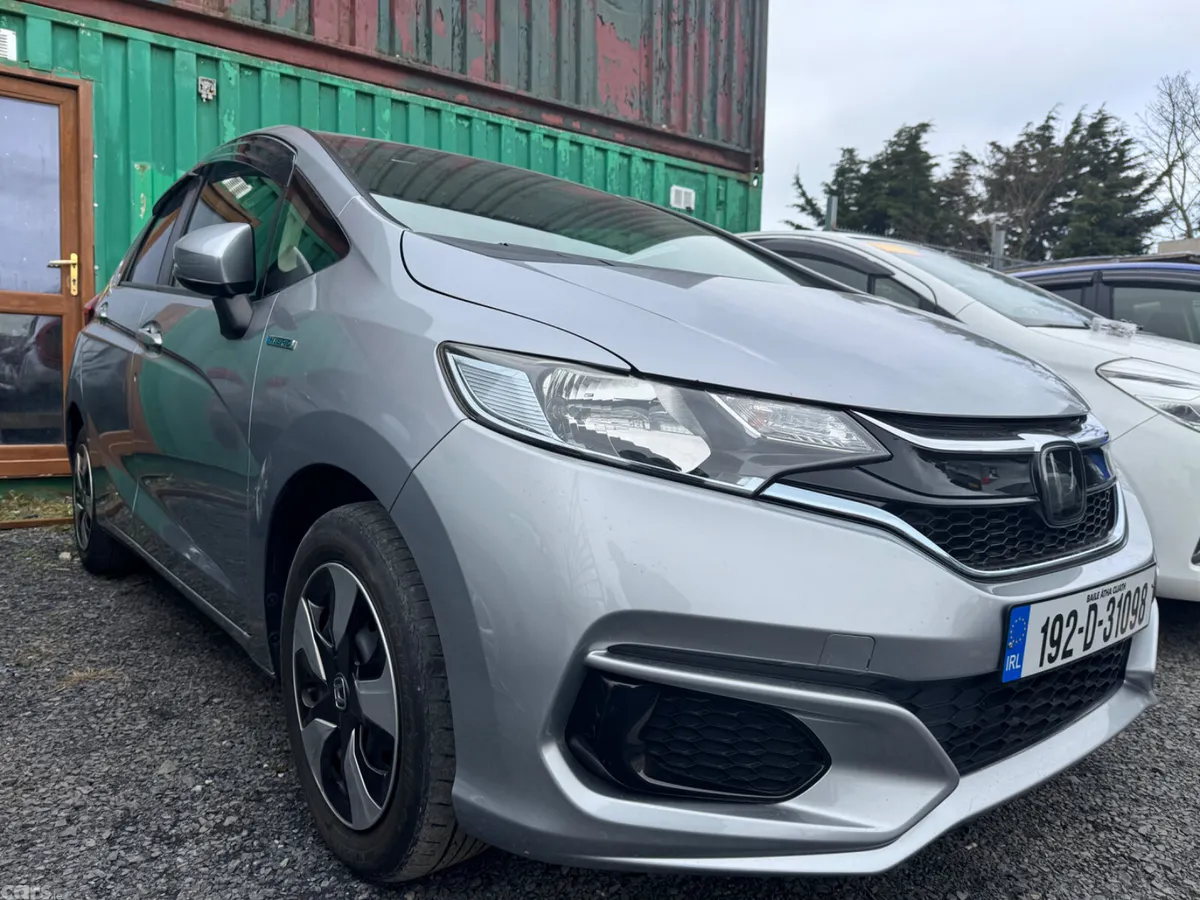Honda Fit Hatchback, Petrol Hybrid, 2019, Silver