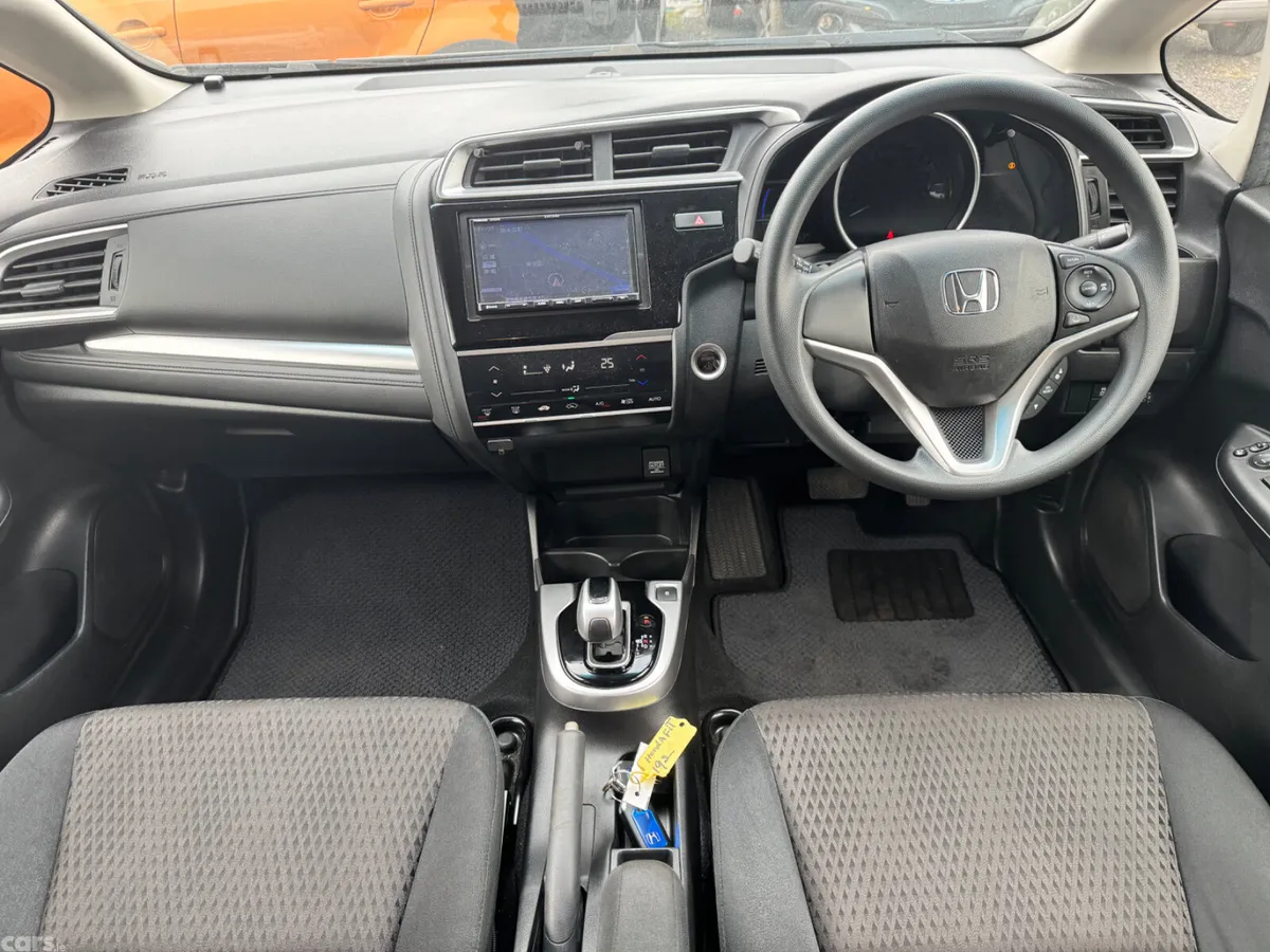 Honda Fit Hatchback, Petrol Hybrid, 2019, Silver