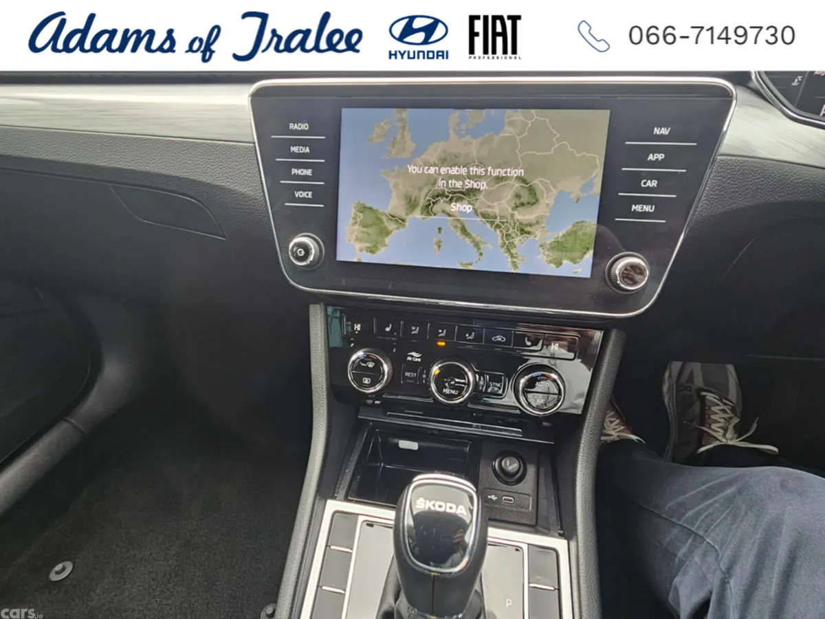Skoda Superb Hatchback, Diesel, 2024, Black