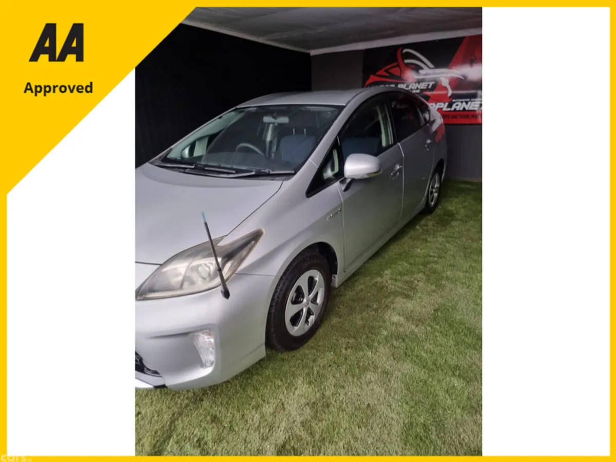 Toyota Prius Hatchback, Petrol Hybrid, 2014, Silver