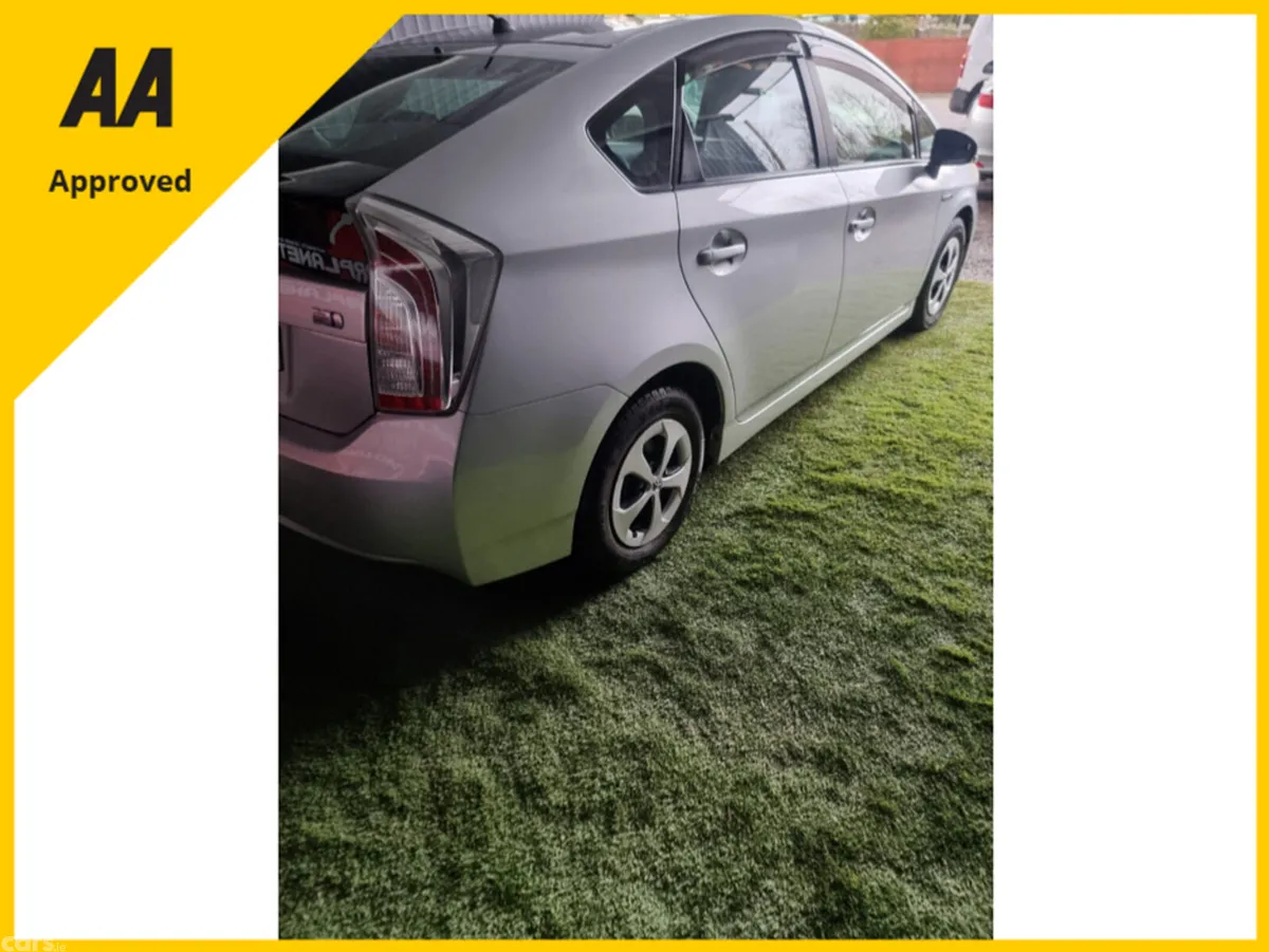 Toyota Prius Hatchback, Petrol Hybrid, 2014, Silver