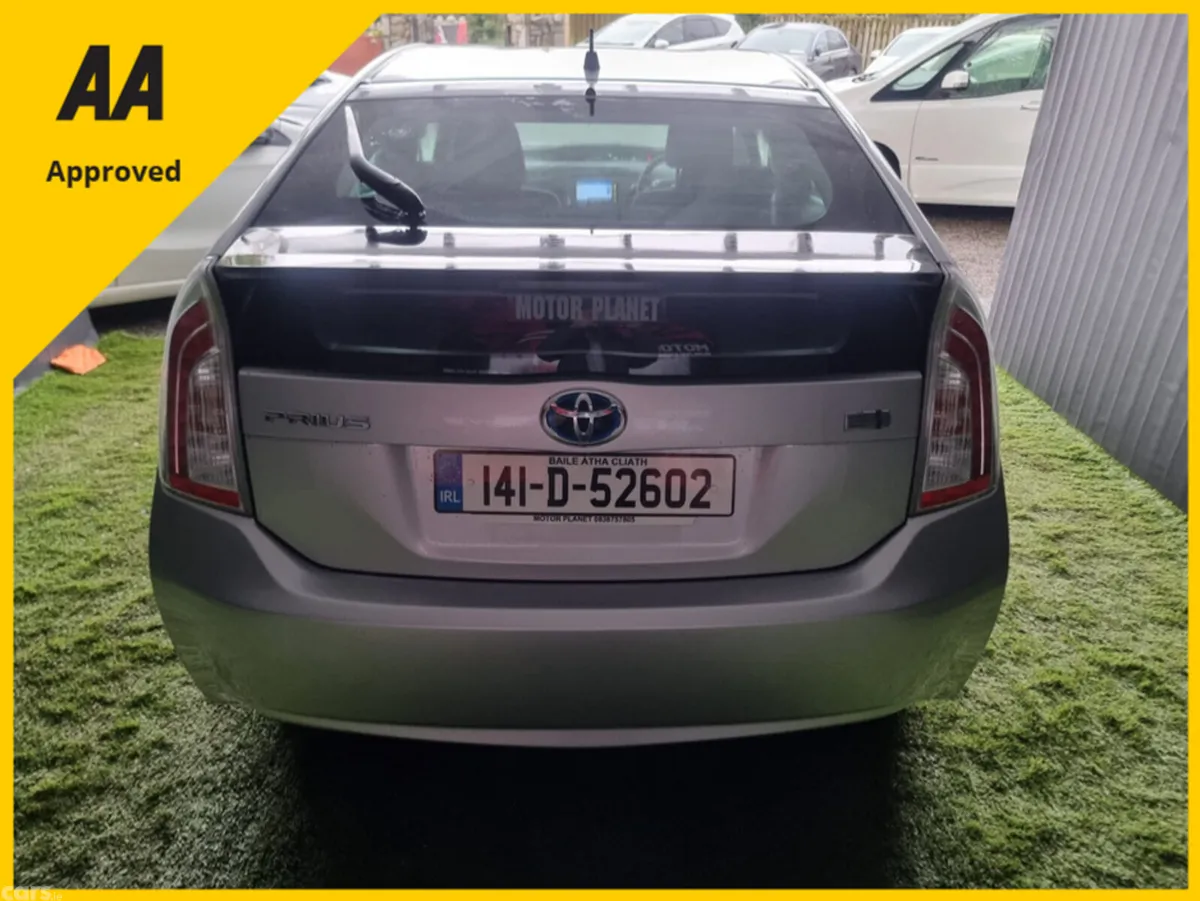 Toyota Prius Hatchback, Petrol Hybrid, 2014, Silver