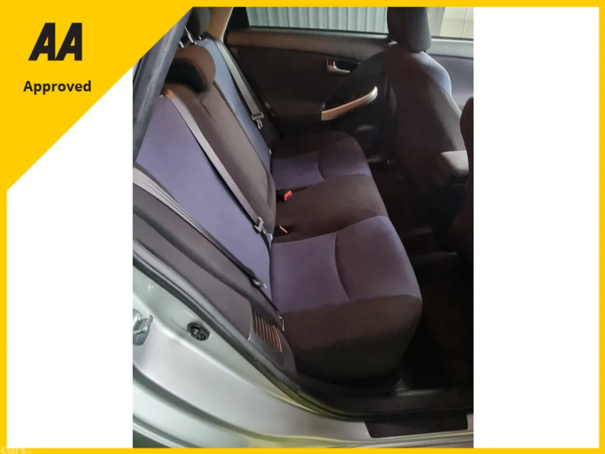 Toyota Prius Hatchback, Petrol Hybrid, 2014, Silver