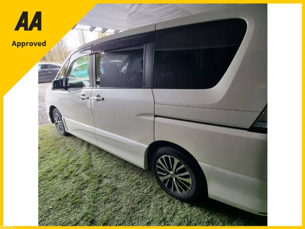 Nissan Serena MPV, Petrol Hybrid, 2014, White