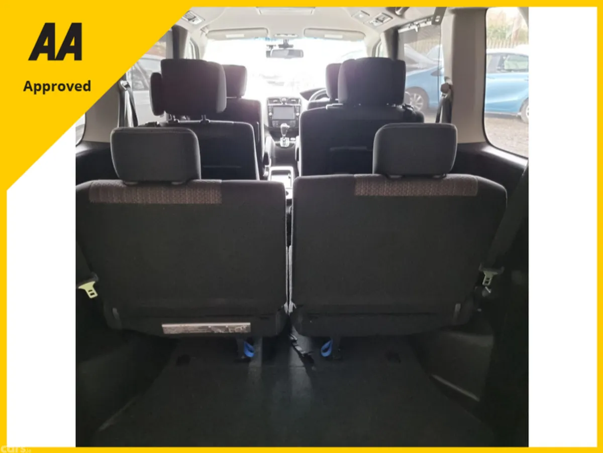 Nissan Serena MPV, Petrol Hybrid, 2014, White