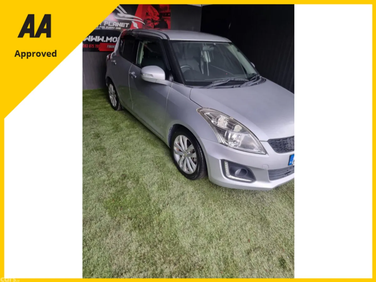 Suzuki Swift Hatchback, Petrol, 2014, Silver