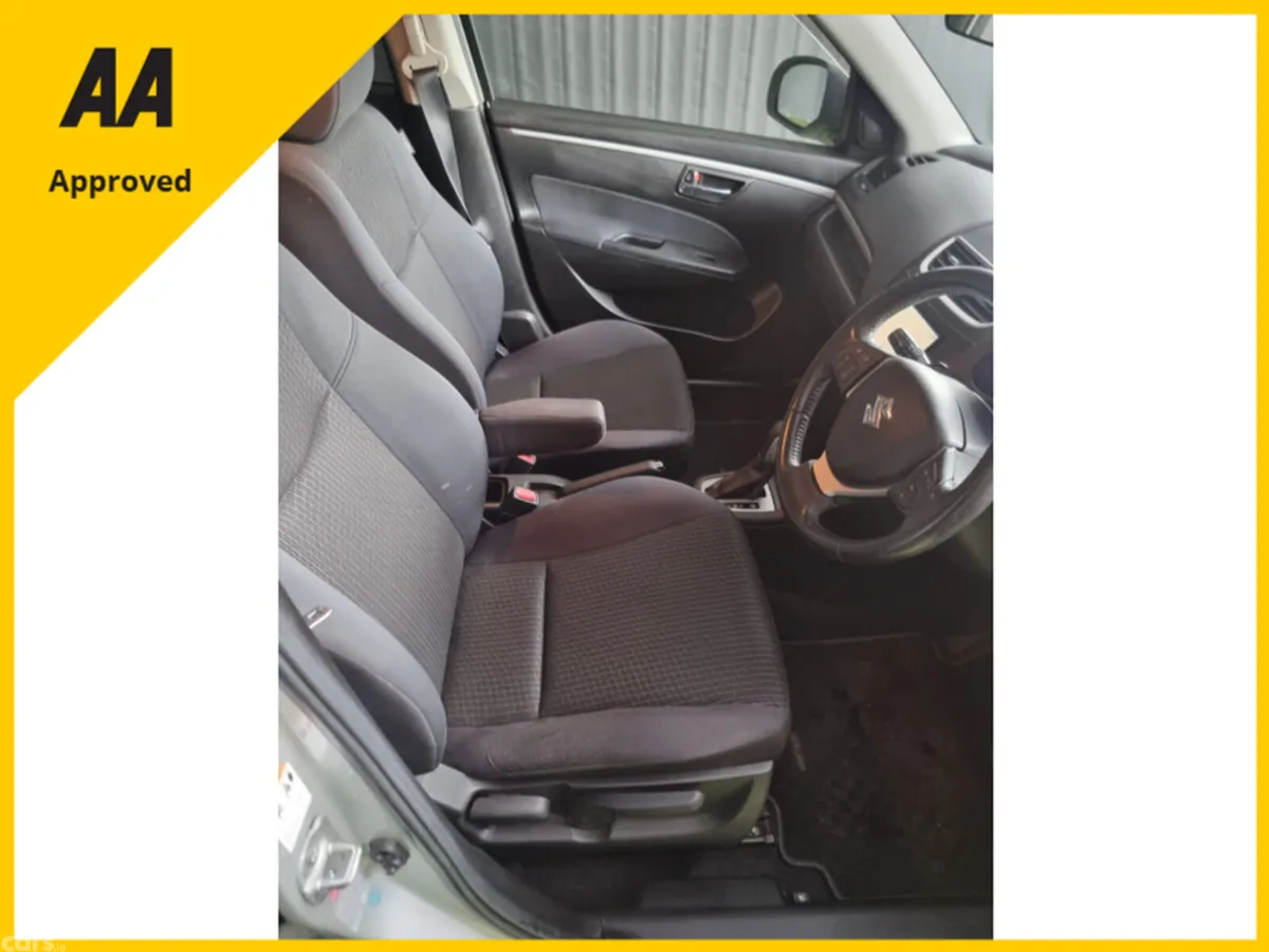 Suzuki Swift Hatchback, Petrol, 2014, Silver