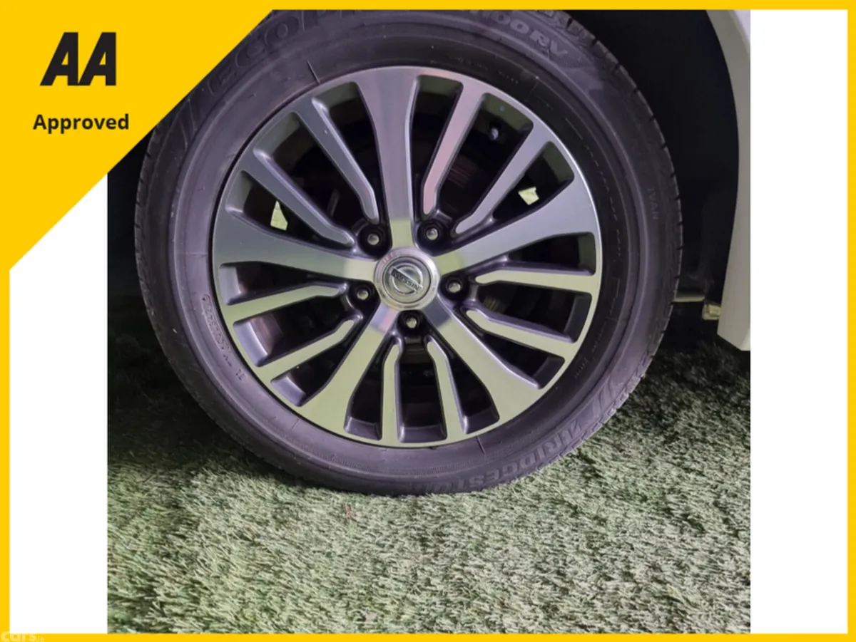 Nissan Serena MPV, Petrol Hybrid, 2014, White