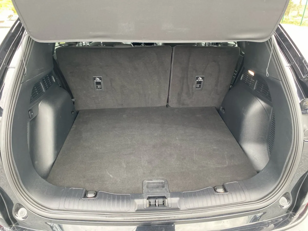 Ford Kuga MPV, Diesel, 2023, Black
