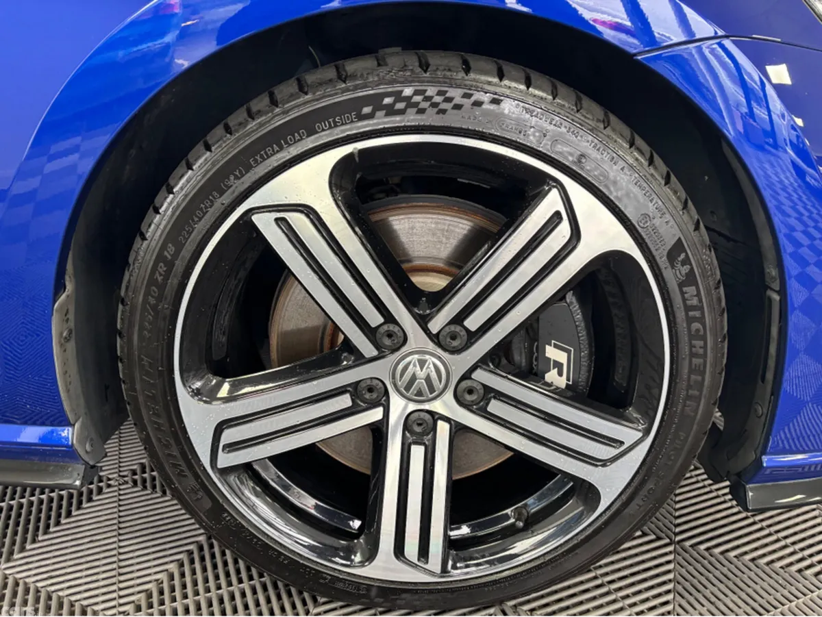 Volkswagen Golf Hatchback, Petrol, 2019, Blue