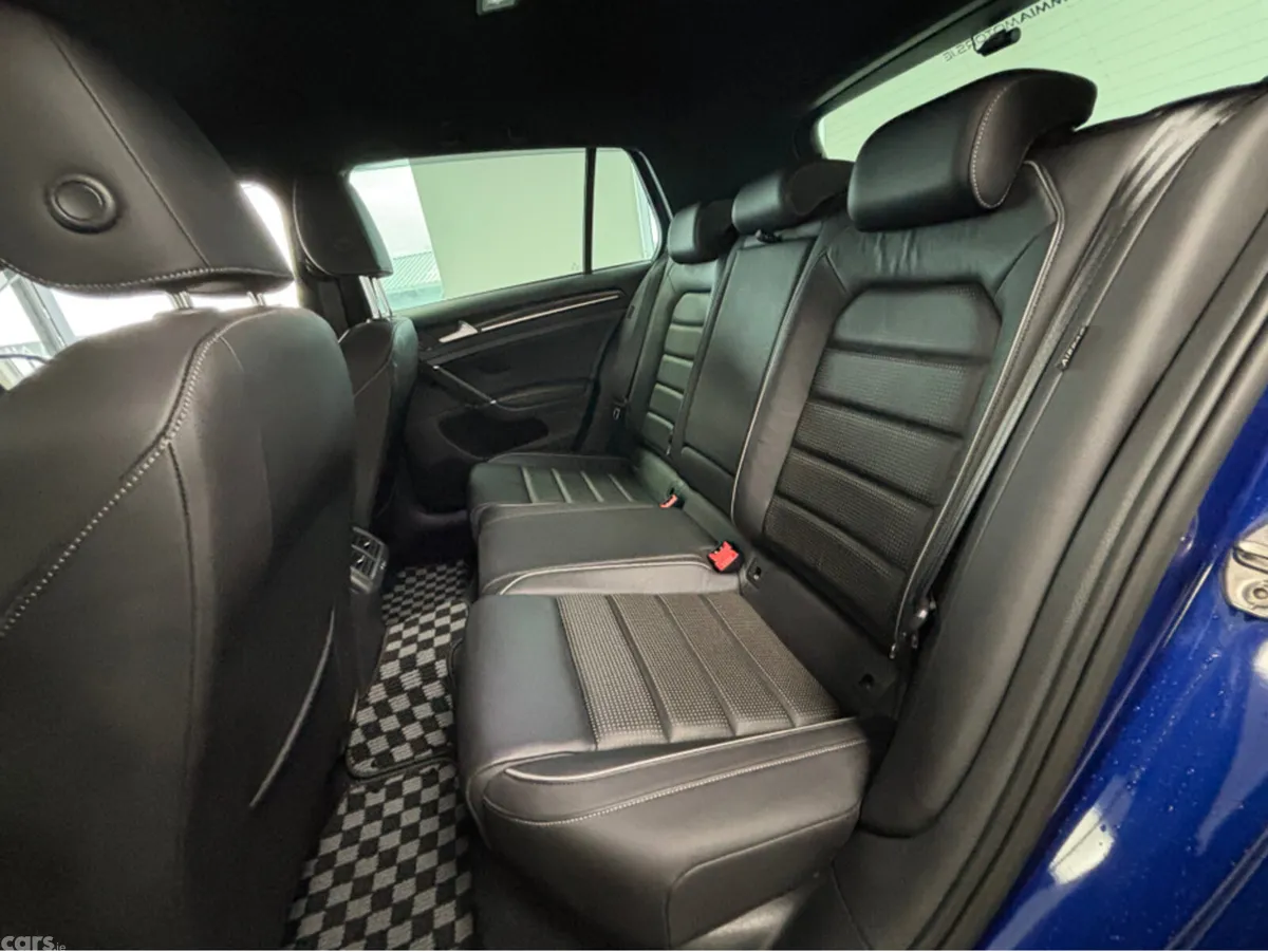 Volkswagen Golf Hatchback, Petrol, 2019, Blue