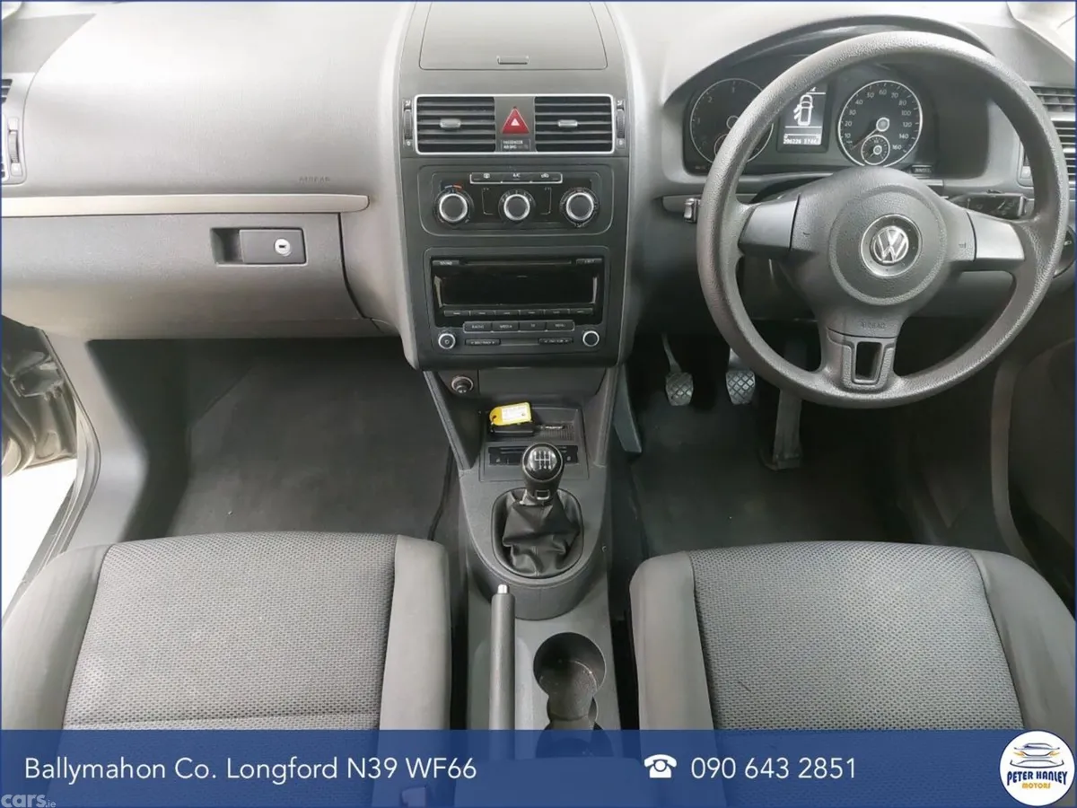 Volkswagen Touran MPV, Diesel, 2014, Grey