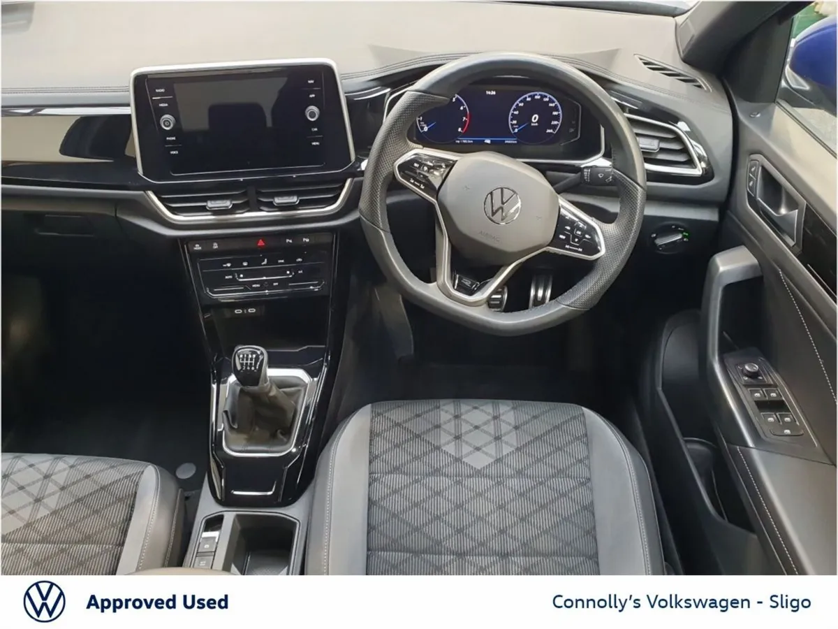 Volkswagen T-Roc SUV, Petrol, 2023, Blue
